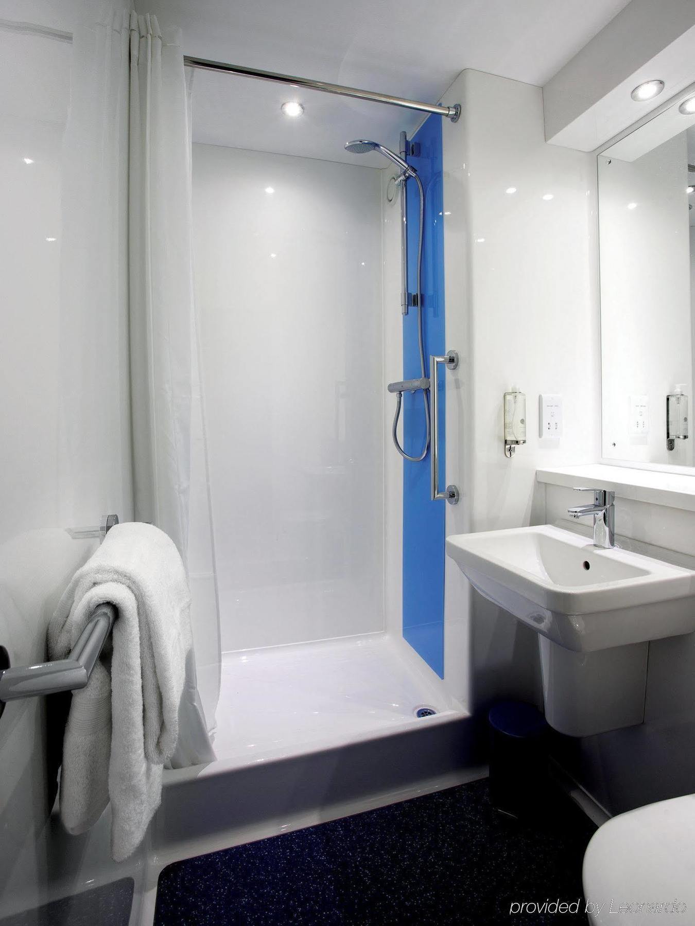 Travelodge London Covent Garden 外观 照片