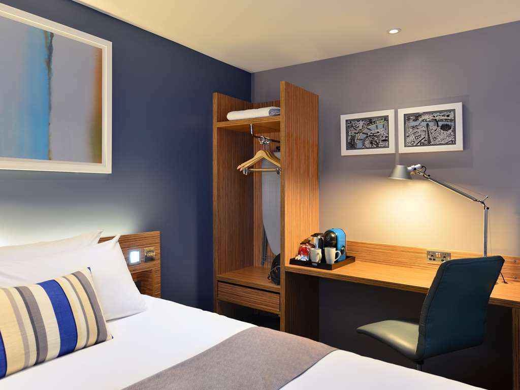 Travelodge London Covent Garden 客房 照片