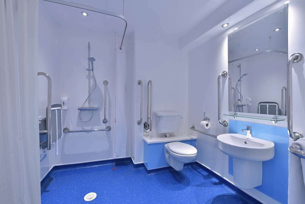 Travelodge London Covent Garden 客房 照片